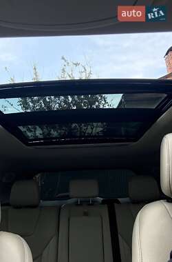 Внедорожник / Кроссовер Ford Edge 2020 в 