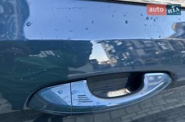 Внедорожник / Кроссовер Ford Edge 2016 в 