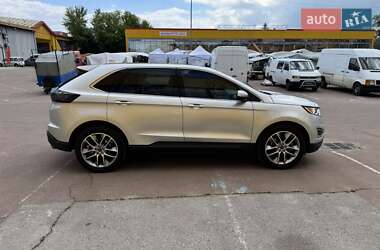 Внедорожник / Кроссовер Ford Edge 2017 в 