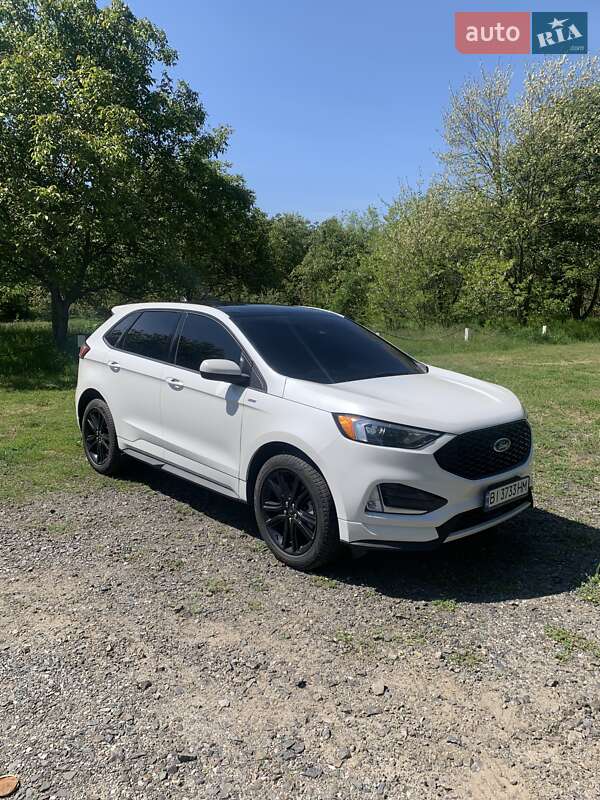 Внедорожник / Кроссовер Ford Edge 2023 в 