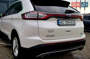 Внедорожник / Кроссовер Ford Edge 2016 в 