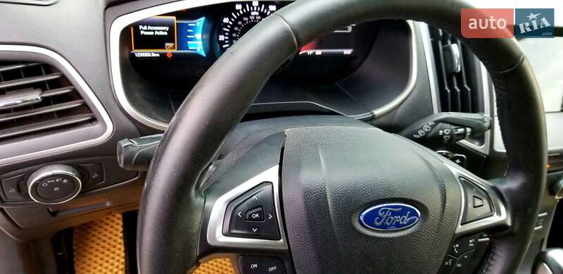 Внедорожник / Кроссовер Ford Edge 2016 в Нововолынске
