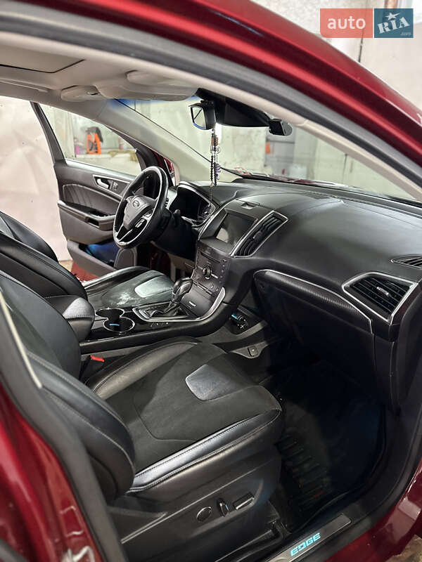 Внедорожник / Кроссовер Ford Edge 2016 в Ивано-Франковске