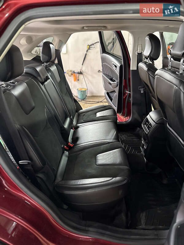 Внедорожник / Кроссовер Ford Edge 2016 в Ивано-Франковске