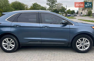 Внедорожник / Кроссовер Ford Edge 2019 в 