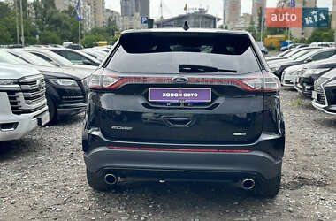 Внедорожник / Кроссовер Ford Edge 2016 в 