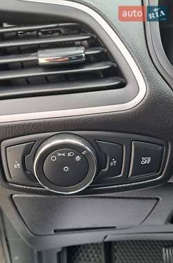 Внедорожник / Кроссовер Ford Edge 2022 в 