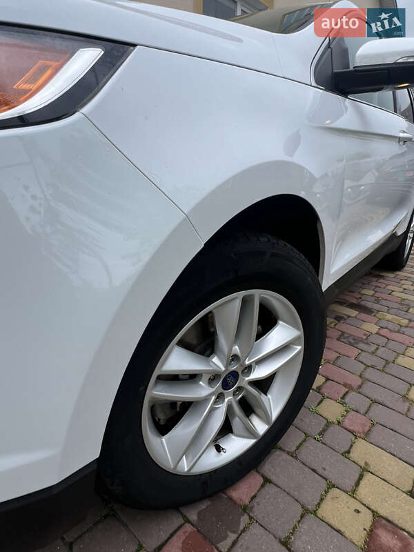 Внедорожник / Кроссовер Ford Edge 2016 в Дубно