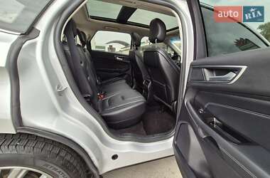Внедорожник / Кроссовер Ford Edge 2019 в 