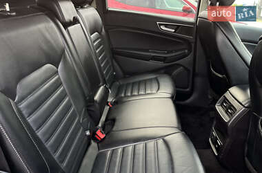 Внедорожник / Кроссовер Ford Edge 2015 в 