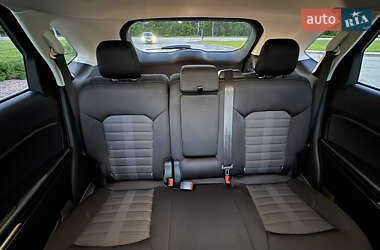 Внедорожник / Кроссовер Ford Edge 2022 в 