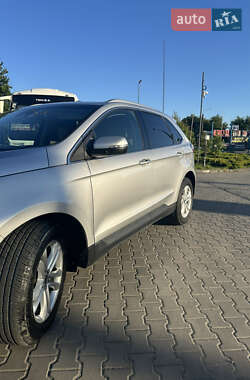 Внедорожник / Кроссовер Ford Edge 2019 в 