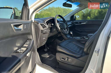 Внедорожник / Кроссовер Ford Edge 2016 в 