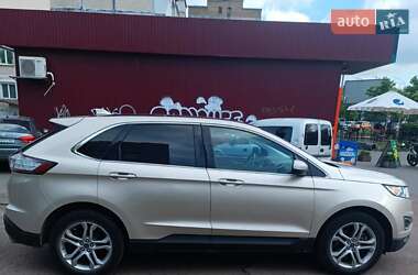 Внедорожник / Кроссовер Ford Edge 2017 в 