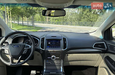 Внедорожник / Кроссовер Ford Edge 2018 в 