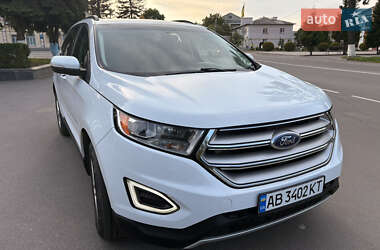 Позашляховик / Кросовер Ford Edge 2018 в 