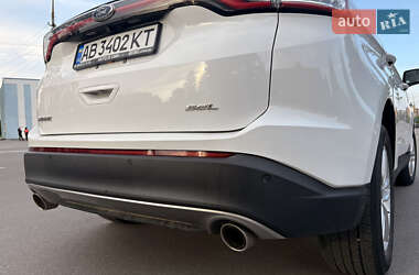 Позашляховик / Кросовер Ford Edge 2018 в 