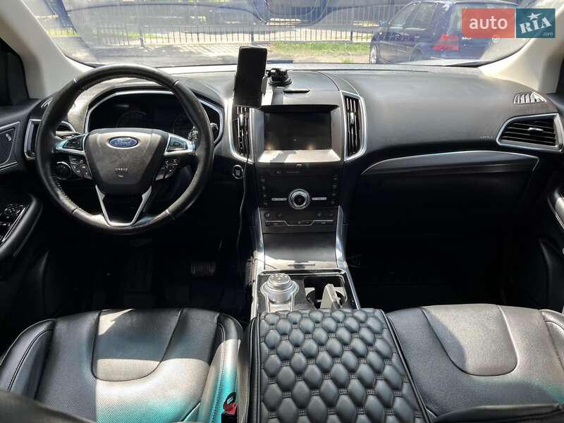 Позашляховик / Кросовер Ford Edge 2019 в Олександрії