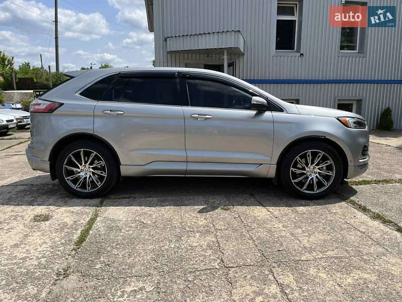 Позашляховик / Кросовер Ford Edge 2019 в Олександрії