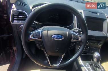 Внедорожник / Кроссовер Ford Edge 2017 в 