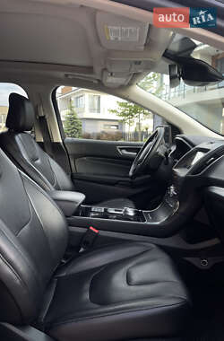 Позашляховик / Кросовер Ford Edge 2020 в 