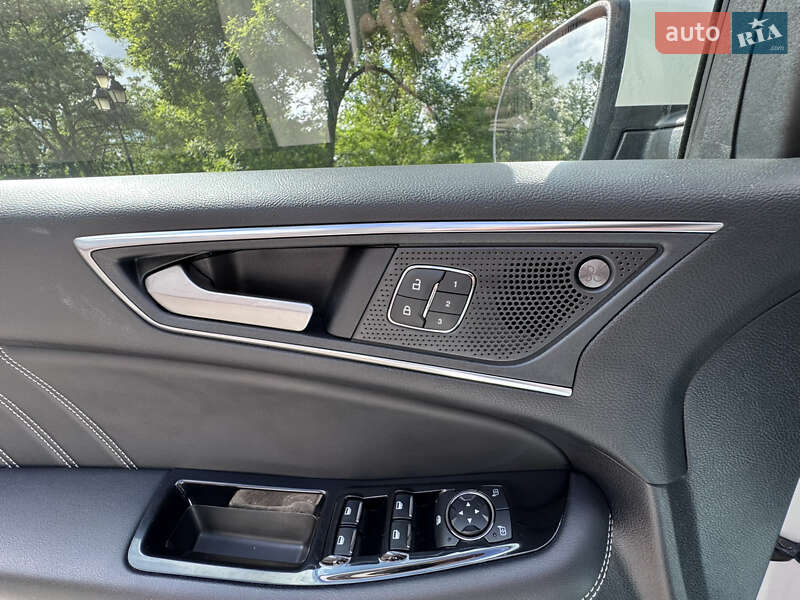 Внедорожник / Кроссовер Ford Edge 2018 в Одессе