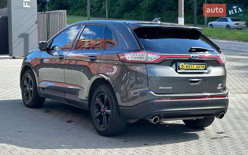 Позашляховик / Кросовер Ford Edge 2016 в Чернівцях