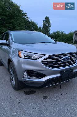 Внедорожник / Кроссовер Ford Edge 2020 в 