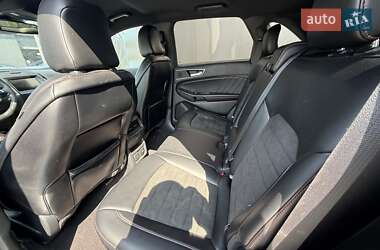 Позашляховик / Кросовер Ford Edge 2020 в 