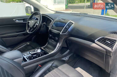 Внедорожник / Кроссовер Ford Edge 2019 в 
