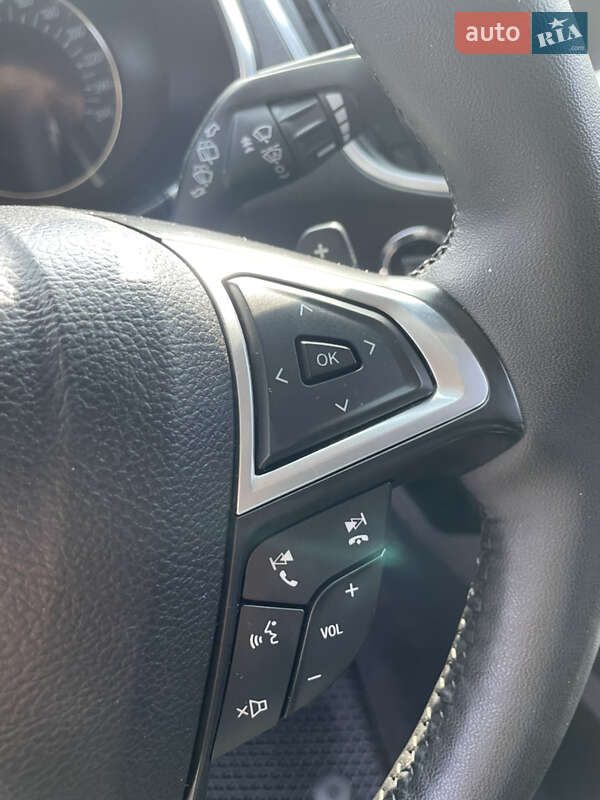 Внедорожник / Кроссовер Ford Edge 2016 в Одессе