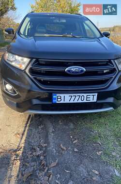 Внедорожник / Кроссовер Ford Edge 2015 в 