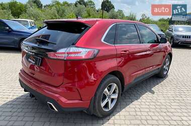 Позашляховик / Кросовер Ford Edge 2021 в 