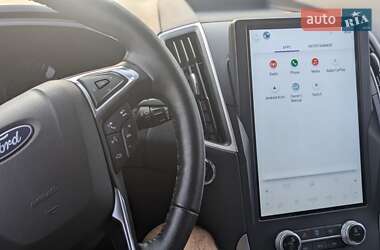 Внедорожник / Кроссовер Ford Edge 2021 в 
