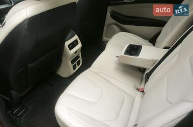 Внедорожник / Кроссовер Ford Edge 2019 в 