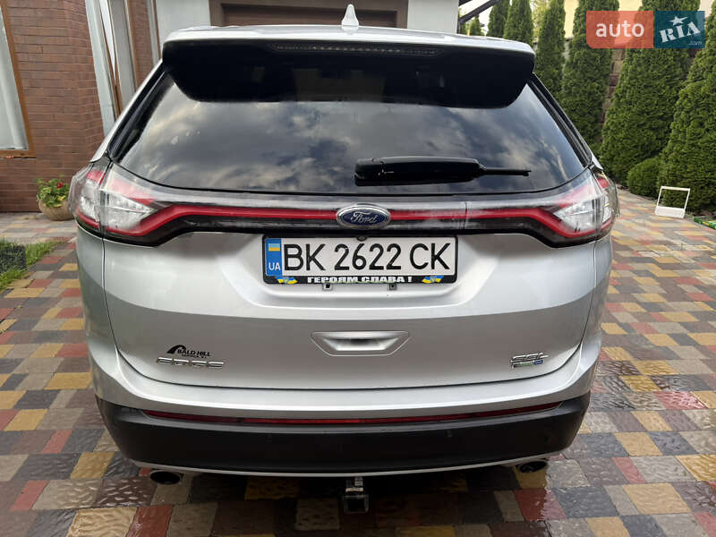 Внедорожник / Кроссовер Ford Edge 2016 в Ровно