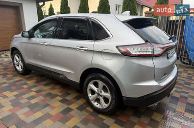 Внедорожник / Кроссовер Ford Edge 2016 в 