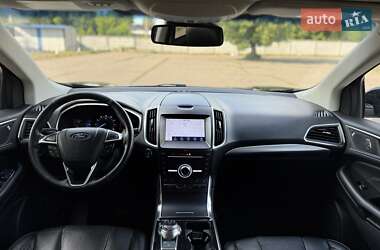 Внедорожник / Кроссовер Ford Edge 2019 в 