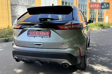 Внедорожник / Кроссовер Ford Edge 2020 в 
