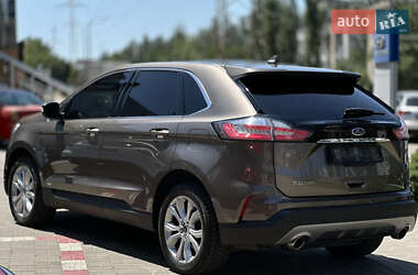 Внедорожник / Кроссовер Ford Edge 2019 в 