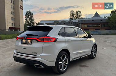 Внедорожник / Кроссовер Ford Edge 2016 в 
