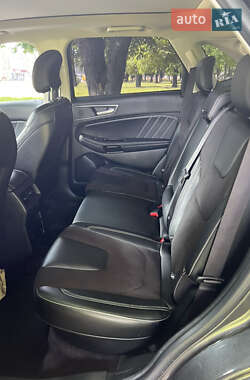 Внедорожник / Кроссовер Ford Edge 2020 в 