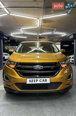 Внедорожник / Кроссовер Ford Edge 2016 в 