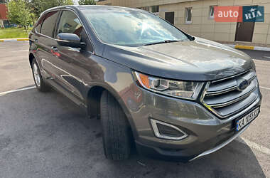 Позашляховик / Кросовер Ford Edge 2017 в 