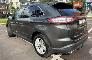 Позашляховик / Кросовер Ford Edge 2017 в 