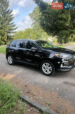 Внедорожник / Кроссовер Ford Edge 2019 в 