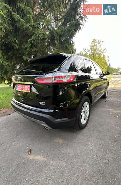 Внедорожник / Кроссовер Ford Edge 2019 в 