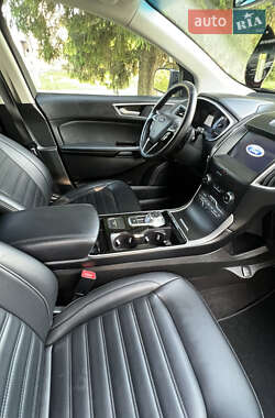 Внедорожник / Кроссовер Ford Edge 2019 в 