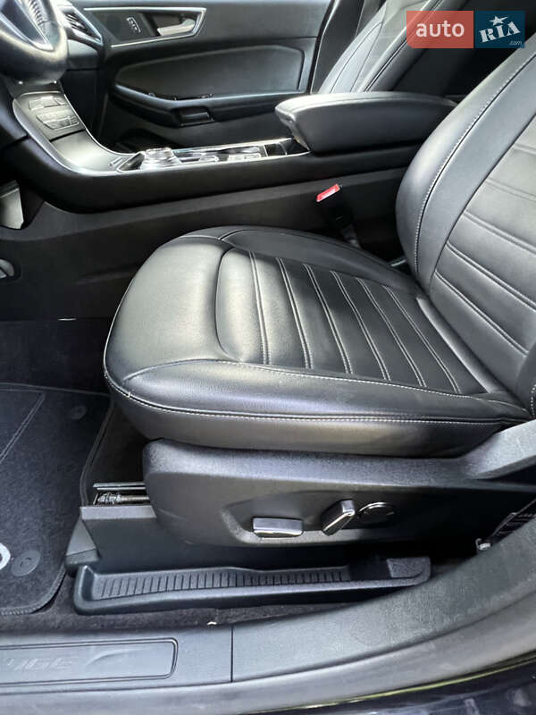Внедорожник / Кроссовер Ford Edge 2019 в Дубно