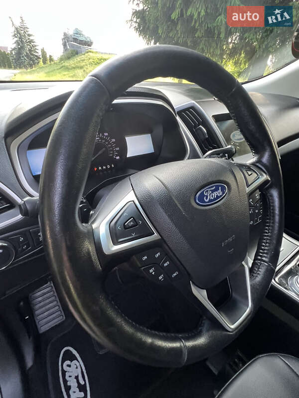 Внедорожник / Кроссовер Ford Edge 2019 в Дубно